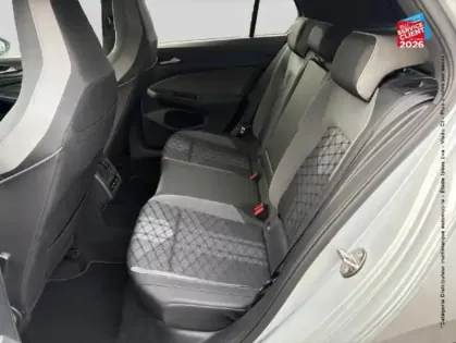 Photo 14 Volkswagen Golf  1.5 eTSI OPF 150ch R-Line DSG7