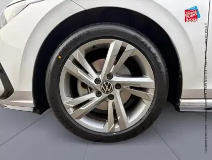 Photo 13 Volkswagen Golf  1.5 eTSI OPF 150ch R-Line DSG7