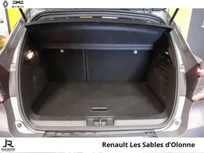 Photo 6 Renault Captur  1.6 E-Tech full hybrid 145ch Evolution