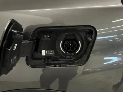 Photo 14 Peugeot 3008  HYBRID 225ch GT e-EAT8