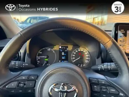 Photo 12 Toyota Yaris  116h Dynamic 5p