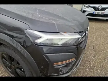 Photo 14 Dacia Jogger  1.6 hybrid 140ch Extreme 7 places -24