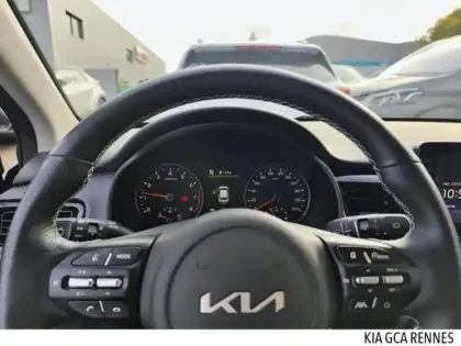 Photo 13 Kia Stonic  1.0 T-GDi 120ch MHEV GT Line Premium