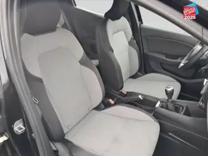 Photo 4 Renault Clio  1.5 Blue dCi 100ch Evolution - 24