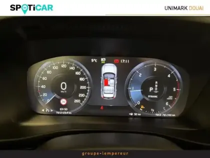 Photo 13 Volvo Xc40  D4 AdBlue AWD 190ch R-Design Geartronic 8