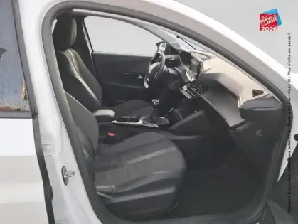 Photo 4 Peugeot 208  1.2 PureTech 100ch S&S Allure 118g