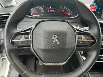 Photo 26 Peugeot 208  1.2 PureTech 100ch S&S Allure 118g