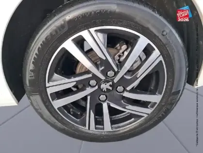 Photo 9 Peugeot 208  1.2 PureTech 100ch S&S Allure 118g