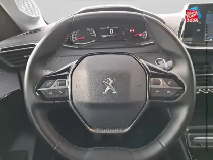 Photo 11 Peugeot 208  1.2 PureTech 100ch S&S Allure 118g