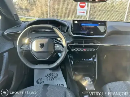 Photo 7 Peugeot 2008  1.2 Hybrid 145ch Envy e-DCS6