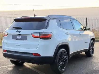 Photo 4 Jeep Compass  1.5 Turbo T4 130ch MHEV Upland 4x2 BVR7