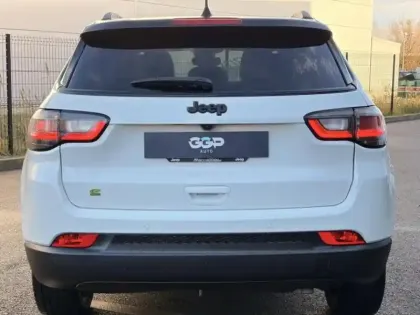 Photo 3 Jeep Compass  1.5 Turbo T4 130ch MHEV Upland 4x2 BVR7