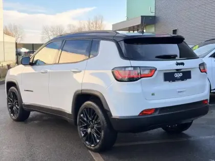 Photo 2 Jeep Compass  1.5 Turbo T4 130ch MHEV Upland 4x2 BVR7