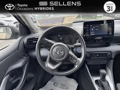 Photo 8 Toyota Yaris  116h Dynamic 5p MY22