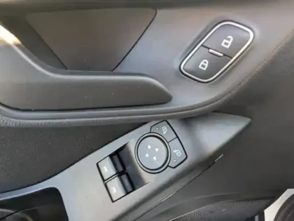 Photo 11 Ford Fiesta  1.0 Flexifuel 95ch Cool & Connect 5p