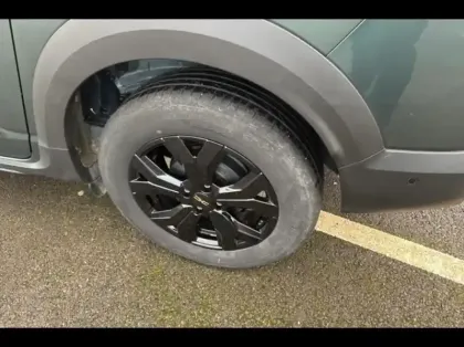 Photo 12 Dacia Jogger  1.0 ECO-G 100ch Extreme+ 7 places -24