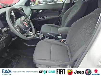 Photo 12 Fiat Tipo Gén. II Ph2 MY23 Cross 5