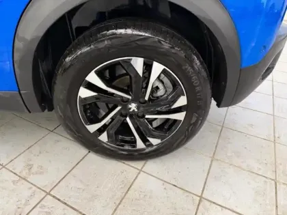 Photo 10 Peugeot 2008  1.5 BlueHDi 110ch S&S GT