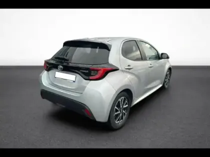 Photo 5 Toyota Yaris  116h Design 5p MC24