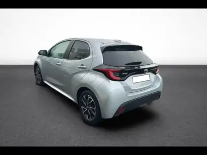 Photo 3 Toyota Yaris  116h Design 5p MC24