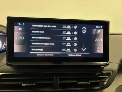 Photo 14 Peugeot 3008  1.2 PureTech 130ch S&S GT EAT8