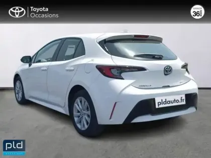 Photo 1 Toyota Corolla  122h Dynamic Business + Programme Beyond Zero Academy MY22
