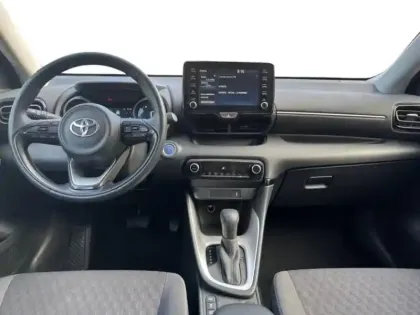 Photo 8 Toyota Yaris  116h Design 5p MY22