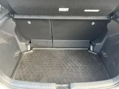 Photo 11 Toyota Yaris  116h Design 5p MY22