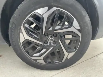 Photo 7 Citroën C4  PureTech 130ch S&S Shine EAT8