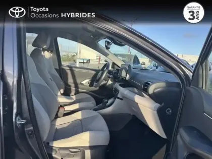 Photo 13 Toyota Yaris  116h Iconic 5p MY22
