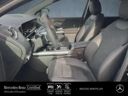 Photo 12 Mercedes GLA  180 d 116ch AMG Line 8G-DCT