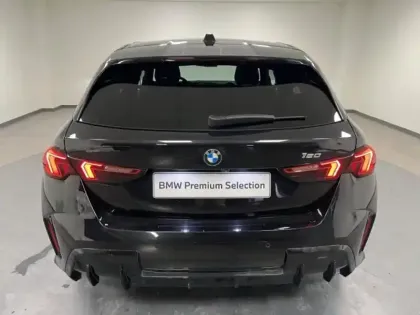 Photo 5 BMW Serie 1 Série 1 120A 170ch M Sport DKG7