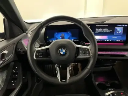 Photo 8 BMW Serie 1 Série 1 120A 170ch M Sport DKG7