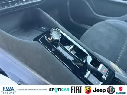 Photo 13 Alfa Romeo Junior  1.2 Ibrida 145ch Intensa e-DCT6