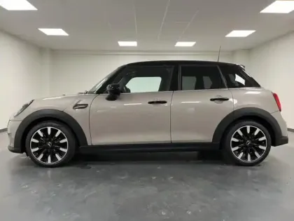 Photo 6 Mini Mini  5 Portes Cooper 136ch Edition Premium BVA7