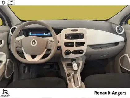 Photo 4 Renault Zoé Zoe City charge normale R90