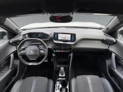 Photo 9 Peugeot 2008  e- 136ch GT Line