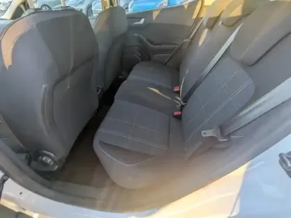 Photo 11 Ford Fiesta  1.1 85ch Cool & Connect 5p Euro6.2