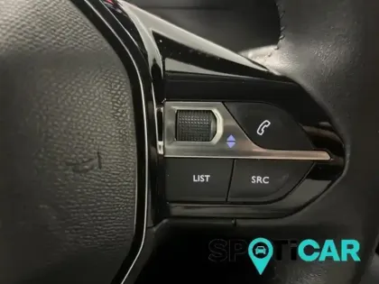 Photo 12 Peugeot 2008  1.2 PureTech 130ch S&S Allure EAT8