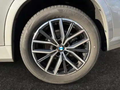 Photo 13 BMW X1  sDrive20i 170ch M Sport