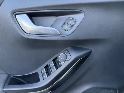 Photo 13 Ford Puma  1.0 EcoBoost 125ch mHEV Titanium 6cv