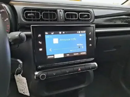 Photo 27 Citroën C3  1.2 PureTech 83ch S&S Shine