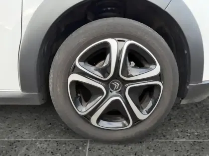 Photo 13 Citroën C3  1.2 PureTech 83ch S&S Feel Pack