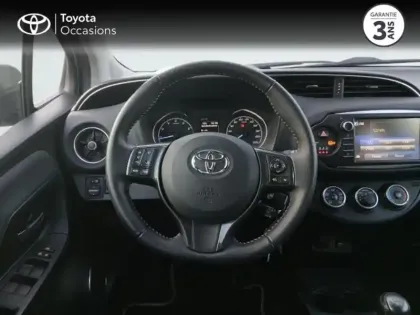 Photo 23 Toyota Yaris  70 VVT-i Design Y20 5p RC19