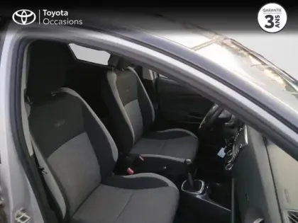 Photo 5 Toyota Yaris  70 VVT-i Design Y20 5p RC19