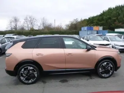 Photo 3 Opel Grandland  Electric 213ch Batterie 82 kWh GS