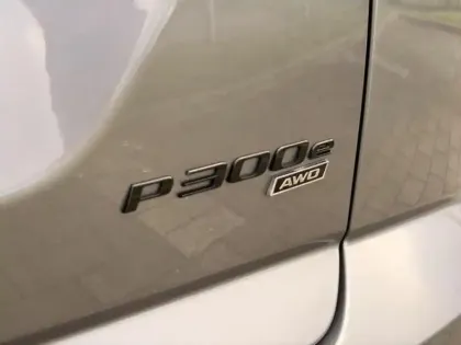 Photo 11 Jaguar E-Pace  P300e PHEV 309ch R-Dynamic S