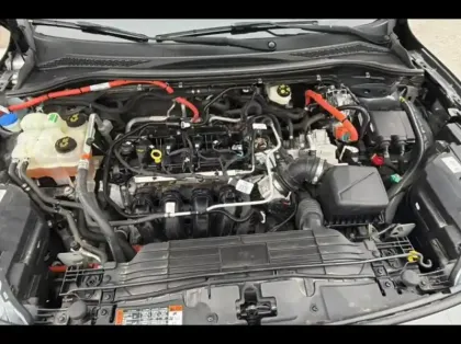 Photo 14 Ford Kuga  2.5 Duratec 190ch FHEV Vignale BVA i-AWD