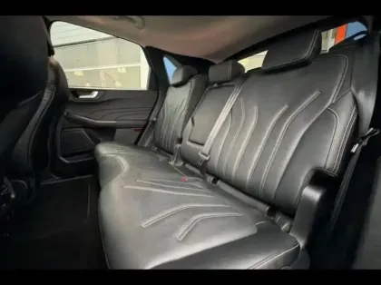 Photo 10 Ford Kuga  2.5 Duratec 190ch FHEV Vignale BVA i-AWD