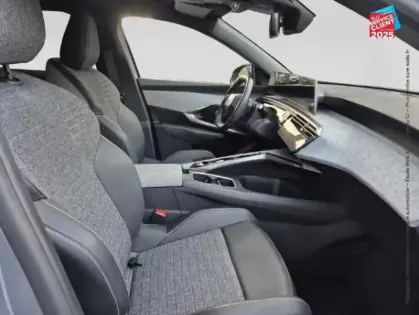 Photo 4 Peugeot 3008  1.2 Hybrid 136ch Allure e-DCS6